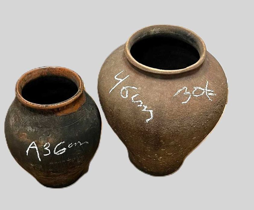 Talhas antigas em barro