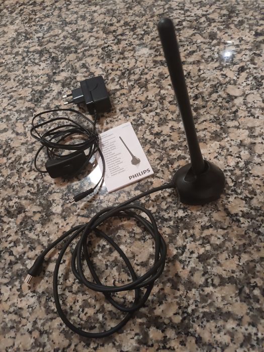 Duas Antenas de televisão campismo