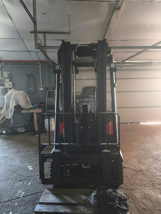 Навантажувач Linde H14evo