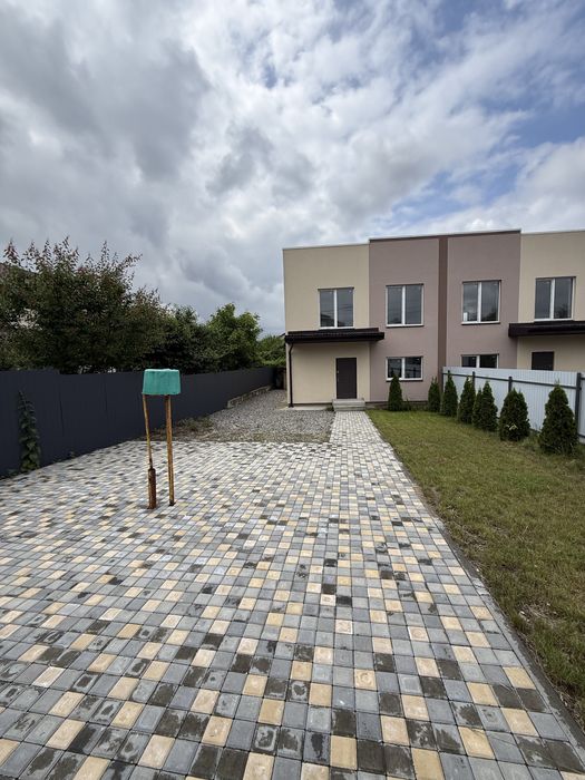 Дуплекс в Бучі ЧИСТОВА ШТУКАТУРКА, велика ділянка