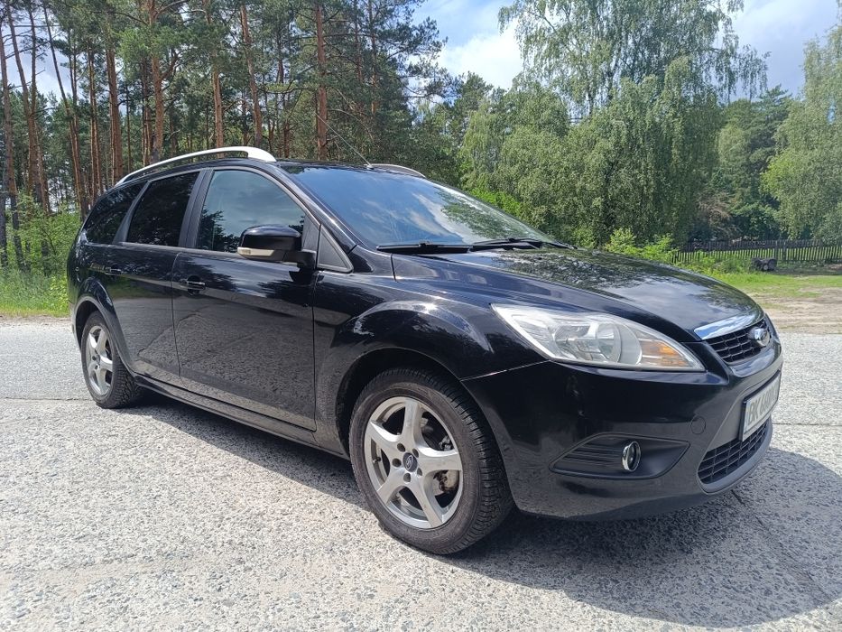 Ford Focus 2.  1.6 бензин