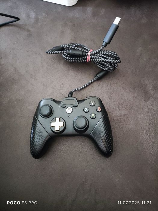 Дротовий контролер PowerA Fusion Pro для Xbox One/ X/S
