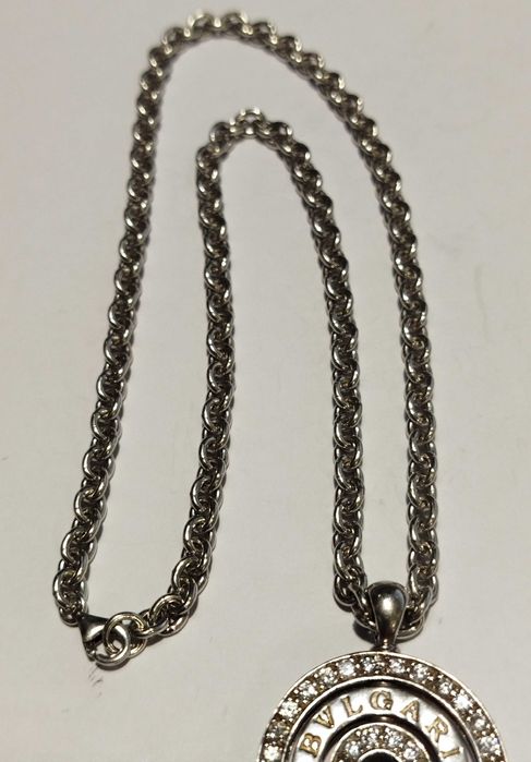 Belíssimo Colar em Prata "Bulgari"