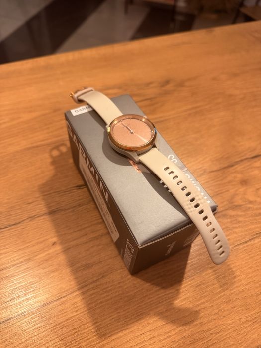 Garmin Vivomove  3s