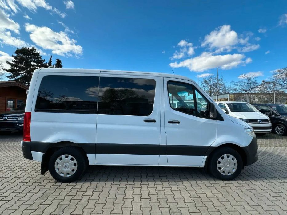 Mercedes-Benz Sprinter      2021