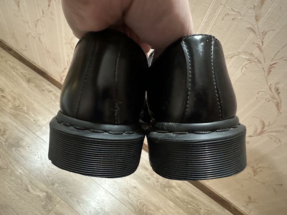 Чоловічі шкіряні туфлі Dr Martens, розмір 41