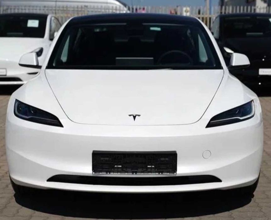 Tesla Model 3 Long Range RWD Premium