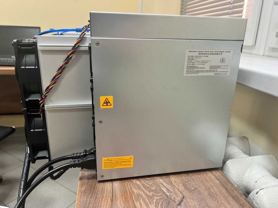 Наявність!Б/в Майнери Asic Bitmain Antminer S19 90 Th 3150Вт +Гарантія