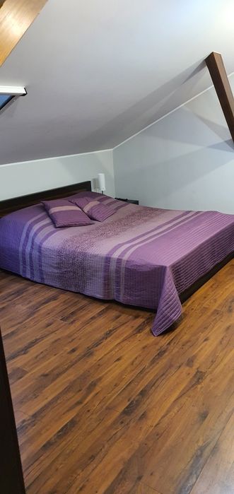 Sprzedam łóżko sypialniane z materacem