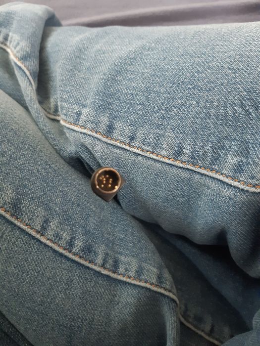 S-Video + Component (YPbPr) breakout cable.

Wtyczka: mini-DIN 9-pin