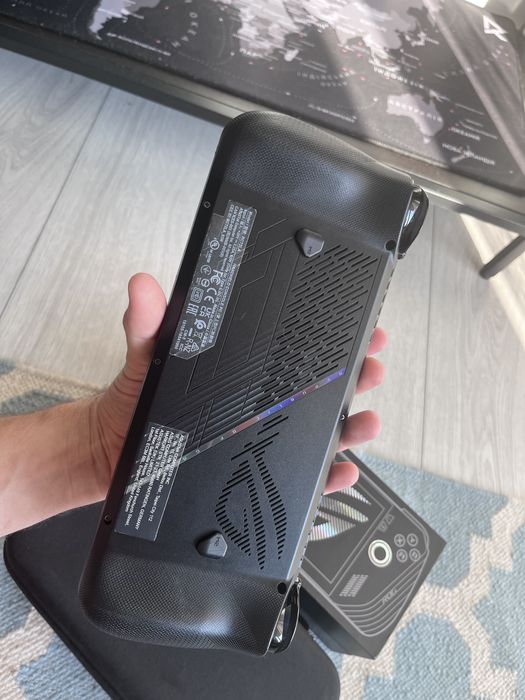 Asus Rog Ally X RC72LA