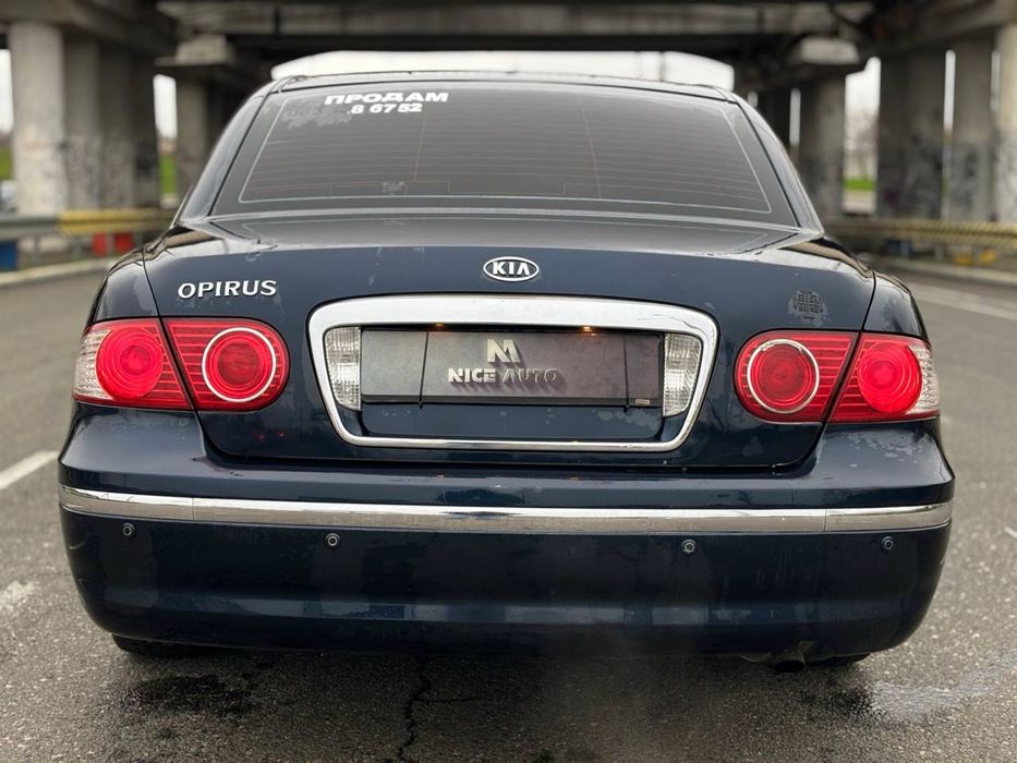 Kia Opirus 2006год 3.5 Automatic