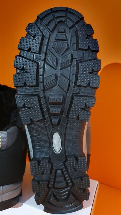 Buty męskie nowe zimowe ocieplone modne rozmiar 43 / wkładka 27 cm