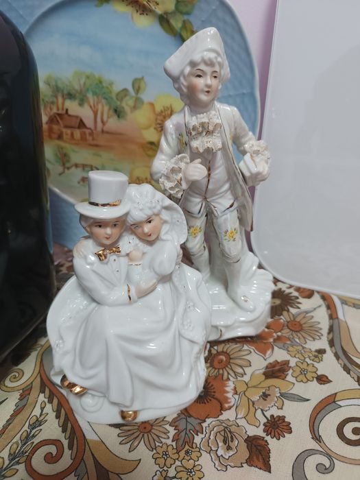 Порцелянові фарфорові статуетки