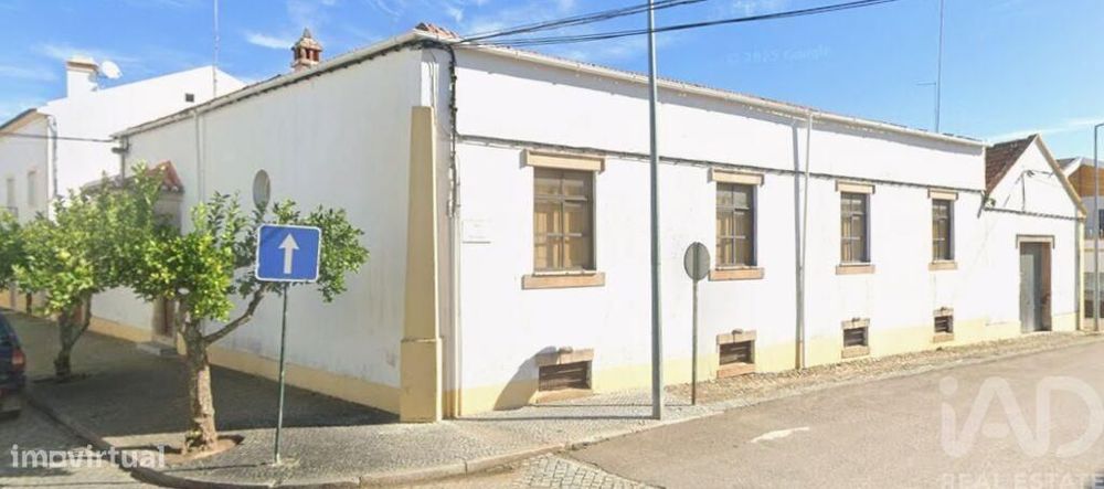 Casa / Villa T3 em Alter do Chão de 356 m2