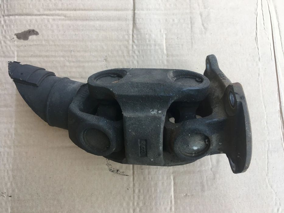 Krzyżak wały końcówka wału Land Rover Discovery 2 II