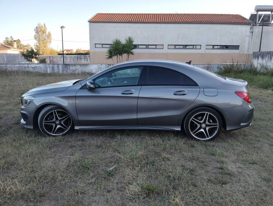 Mercedes-Benz CLA 180