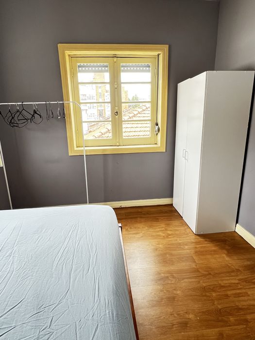Quarto p/ Arrendar