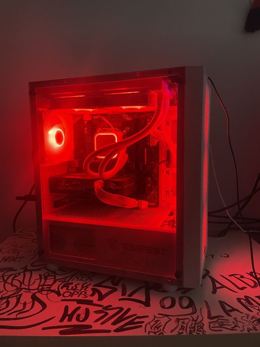 PcCom Ready Intel Core i7 - 14700KF / 32GB / 2TB SSD / RTX 5060 + Windows 11 Home Branco V2 ( SetUp Completo )