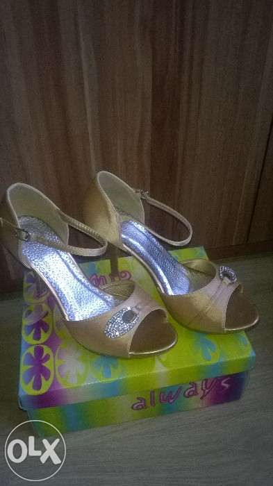 buty rozmiar 38/39