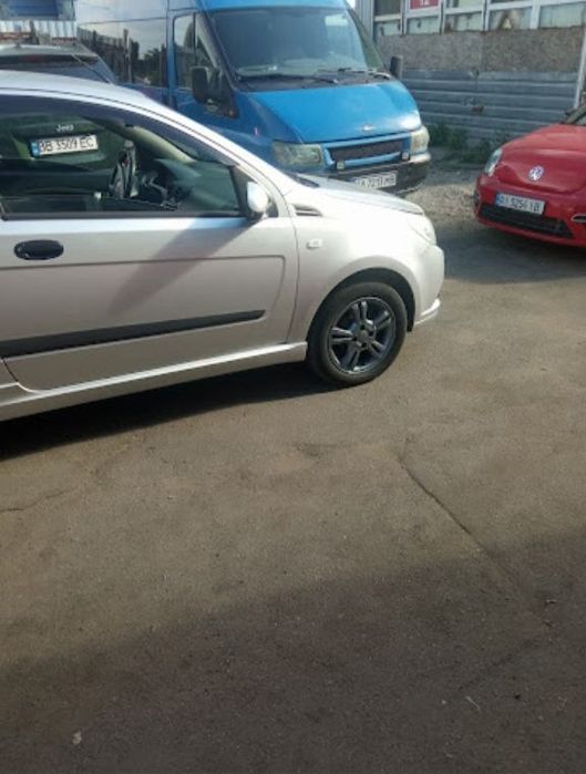 Chevrolet Aveo 2010 рік    продам