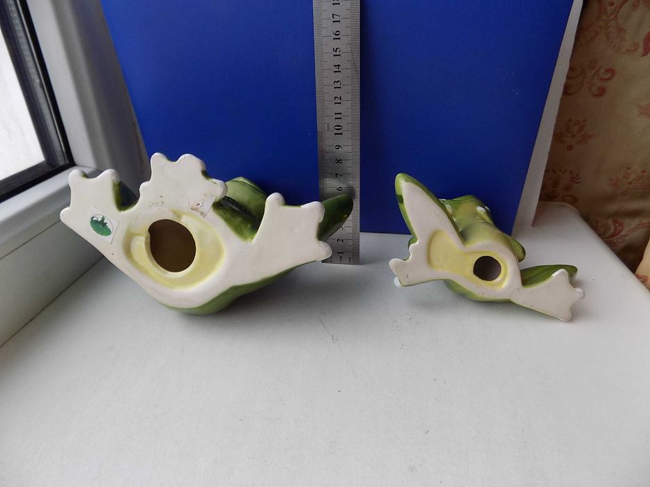 Подарочные фигурки статуэтки керамика Лягушки Green frog collection