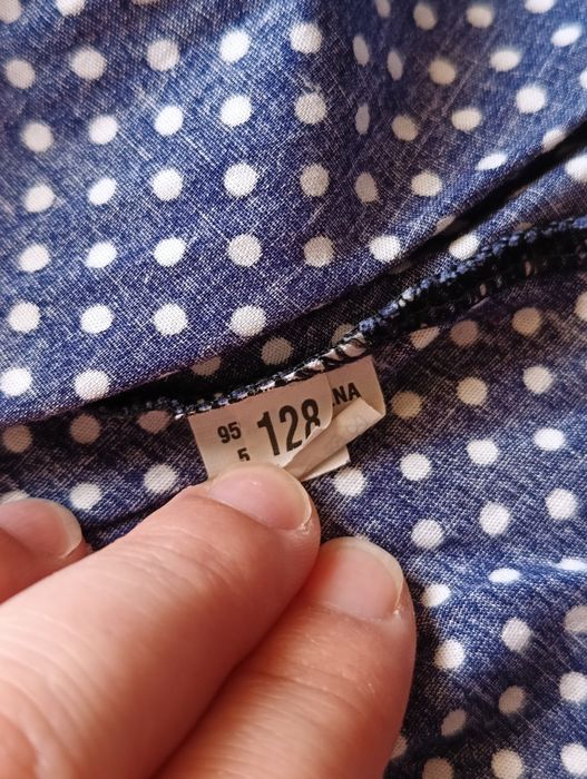 Sukienka w groszki 122