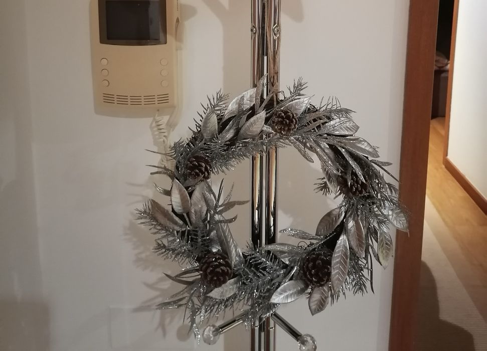 Coroa de Natal Prateada