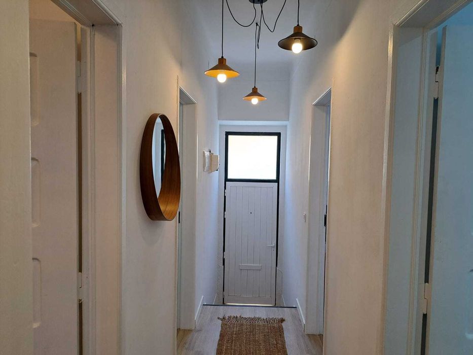 Quarto (com despesas incluídas) junto à Escola Agrária e ao Hospital