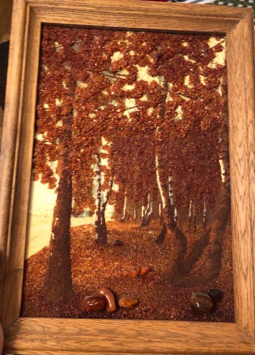 Картина из янтаря