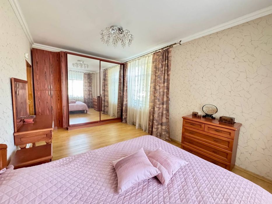 Продам 3х ком в центре ул.Мира