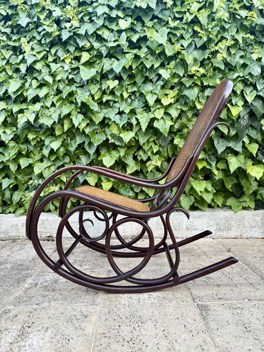 2 Cadeiras baloiço Michael Thonet