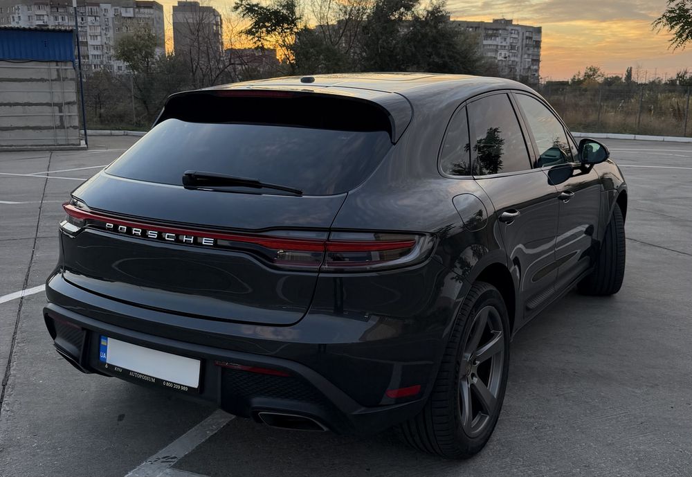 Porshe Macan 2022