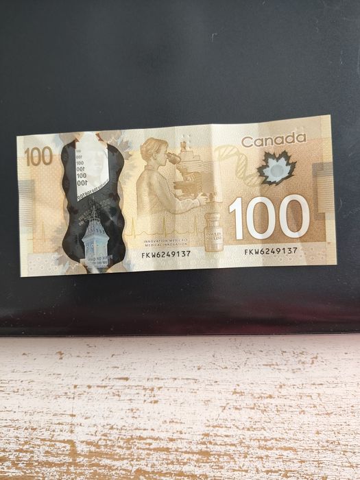 Купюра канадский доллар