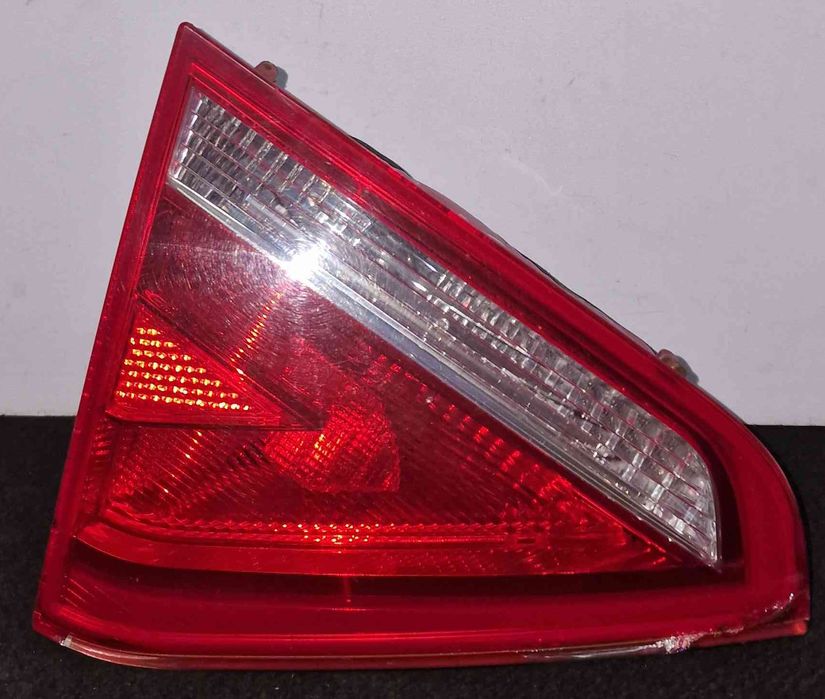 Farolim da Mala Esquerdo 8t0945093 - AUDI A5