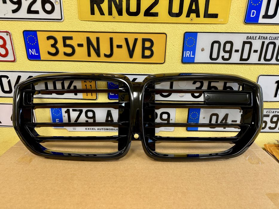 Решітка радіатора ніздрі g05 БМВ Х5 / BMW X5 23-25 в стилі X5M F95 LCI 51137454887 51138096590