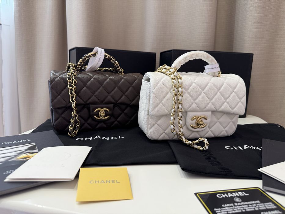 Сумка Chanel Шанель класична шкіряна на ланцюжку шоколадна коричнева біла вечірня міні сумочка на цепочке
