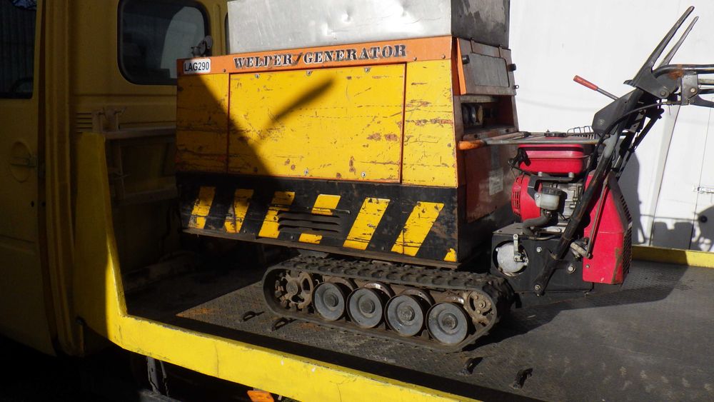 HONDA Agregat Generator Pradu Spawarka Wozidlo Gasienicowe