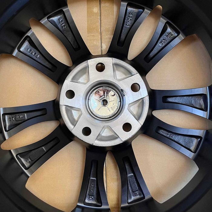 Автодиски mitsubishi  5x114.3 R17  ET40 dia67.1mm