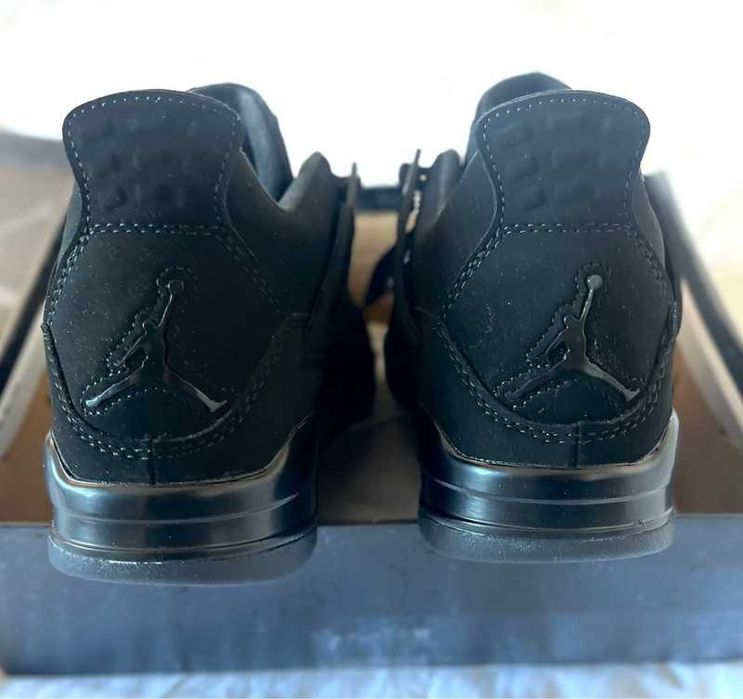 Jordan 4 Retro Black Cat r.39