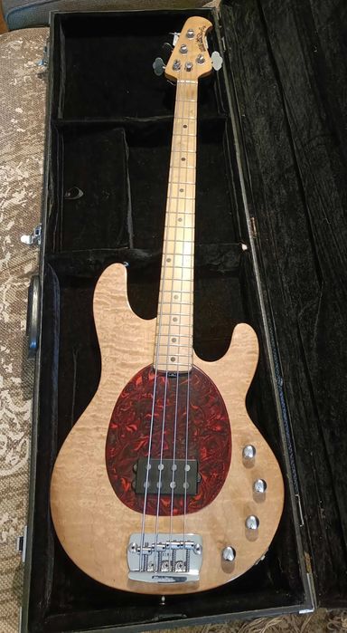 Baixo Music Man 20th Anniversary StingRay