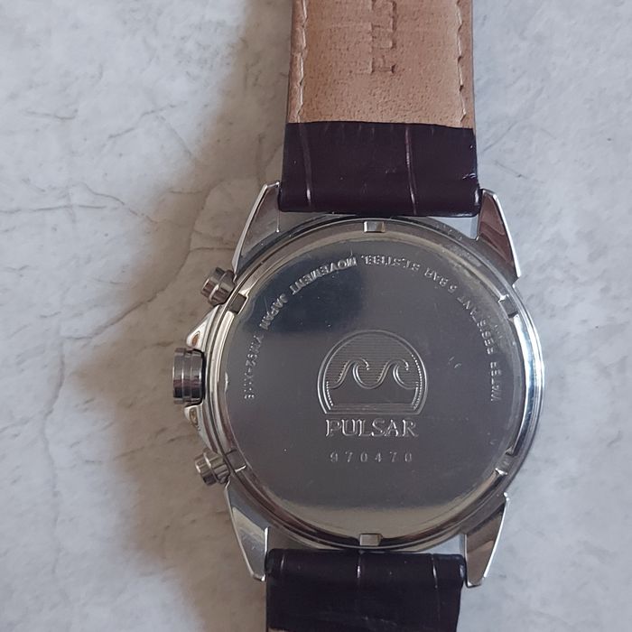 Pulsar chronograph 50 m часы