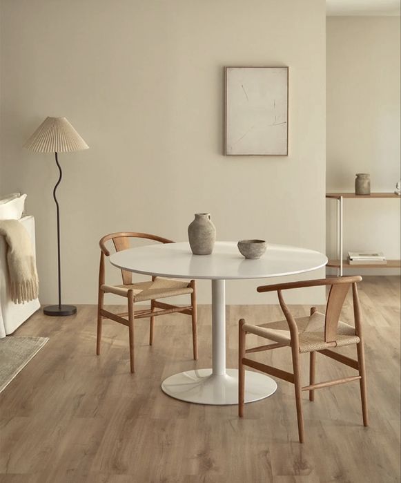Vendo mesa jantar praticamente nova
