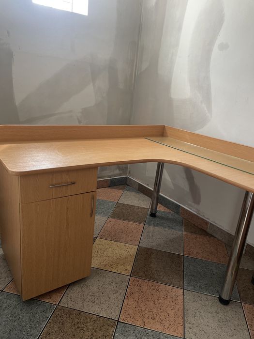 Письмовий стіл (кутовий)