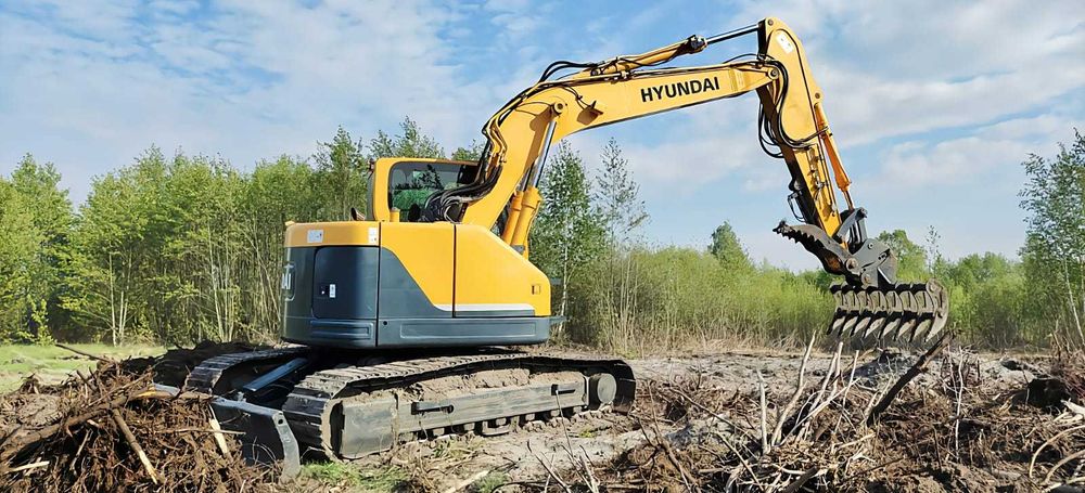 Гусеничний екскаватор Hyundai Robex 145-9