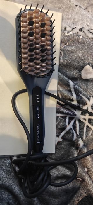 REMINGTON Szczotka prostująca CB7400