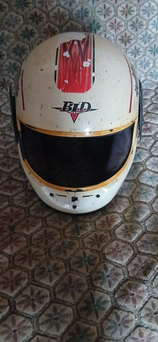 Продам шлем для мотоцикла