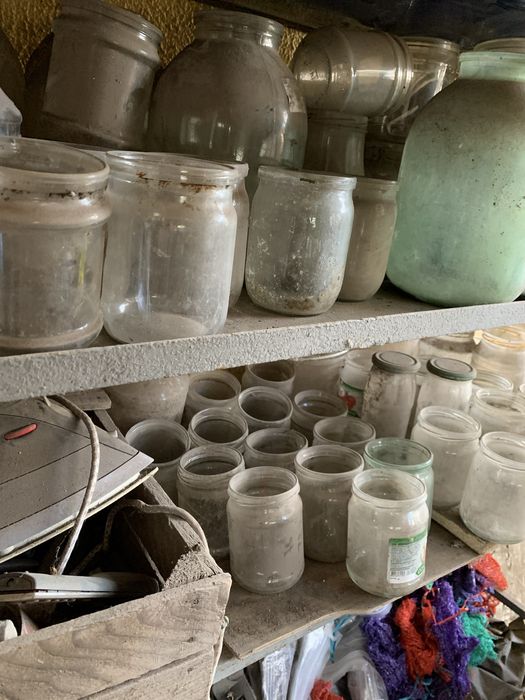 Продам банки 0.5,1,2 ,3 ,5 литров