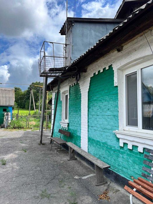 Продаж 1п будинку з ділянкою 36 соток в с.Садове