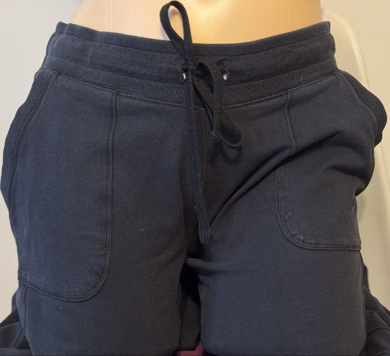 Sportowe damskie spodnie